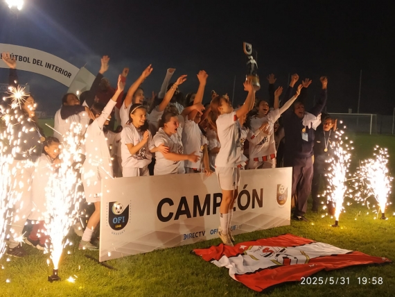 Salto le ganó 2 a 1 a San José y es campeón Sub 16 Femenino